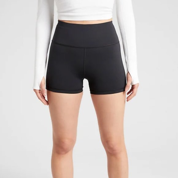 Athleta Pants - Athleta Ultimate 3" Short